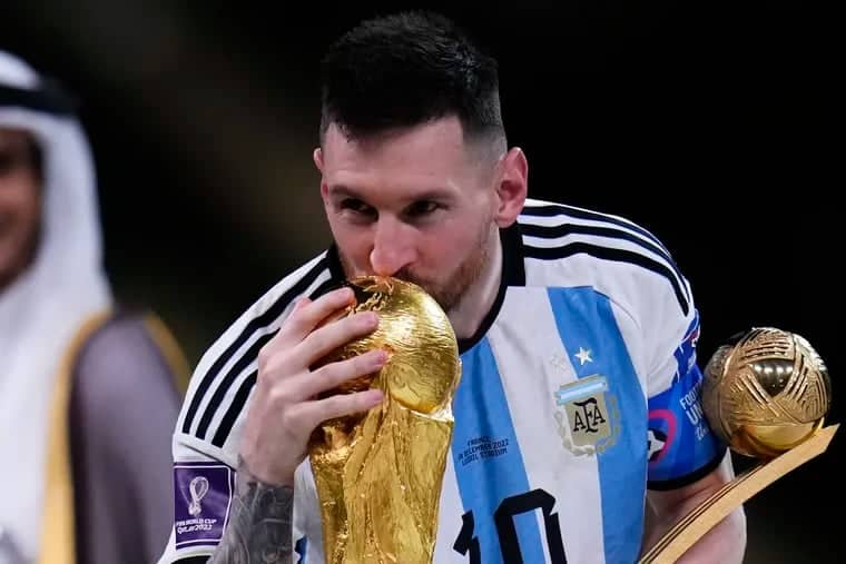 Lionel Messi Hành trình của một Huyền thoại